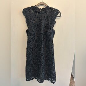 Laundry by Shelli Segal black lace dress with lining